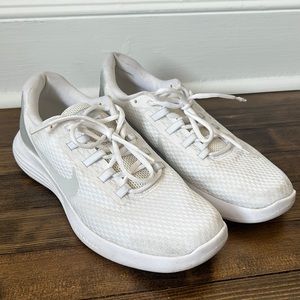 Men’s White Nike Sneakers